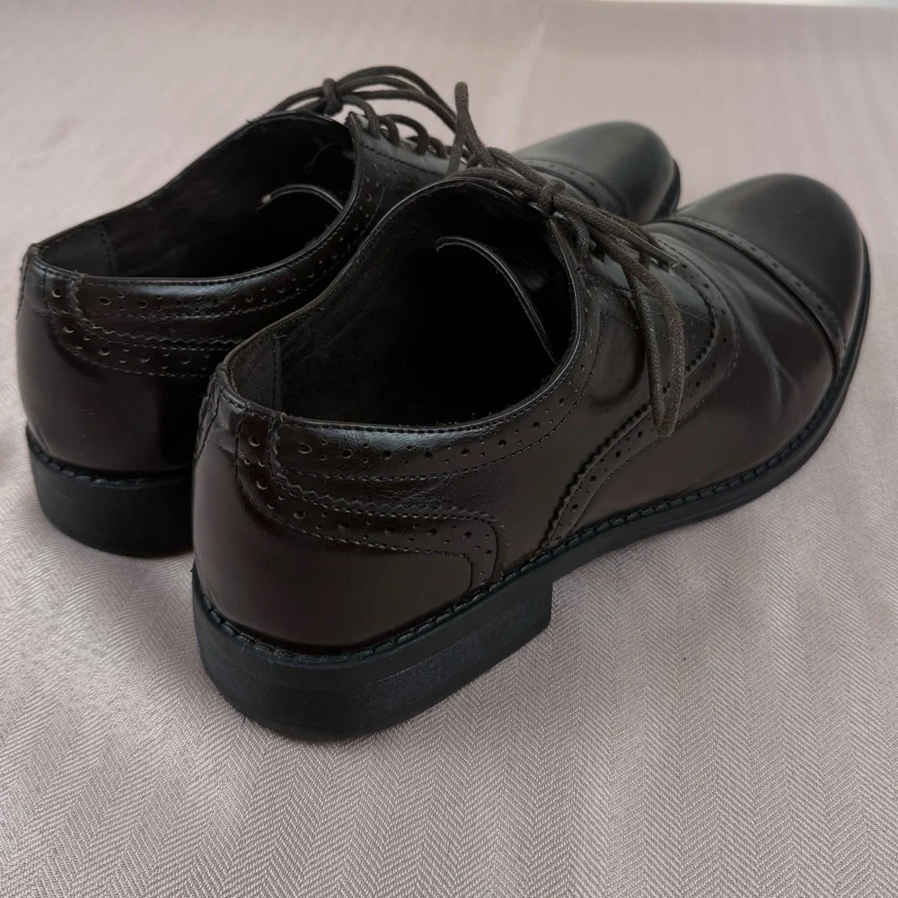 Steve Madden Men’s Dark Brown Oxford Dress Shoes,‎ Size 8.5